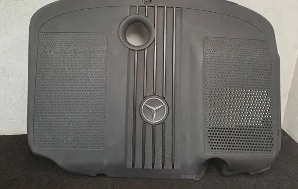 Mercedes-Benz C W204 Engine cover (trim) A6510101467