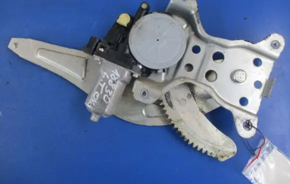 Fiat Sedici Rear door window regulator with motor