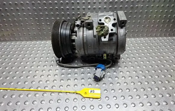 Toyota Avensis T220 Air conditioning (A/C) compressor (pump) S27725663 4472203435