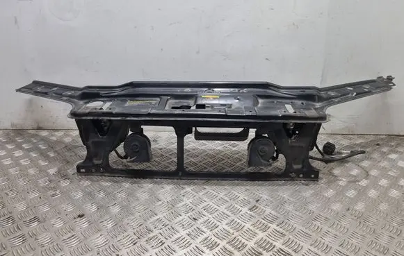 Volvo XC70 Top upper radiator support slam panel 30760541