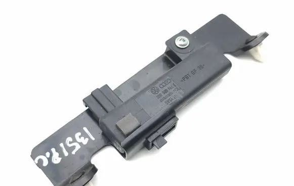 Bentley Flying Spur Keyless system antenna 5WK45015 3D0909141E
