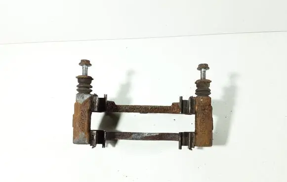 Toyota Avensis T250 Front Brake Caliper Pad/Carrier 