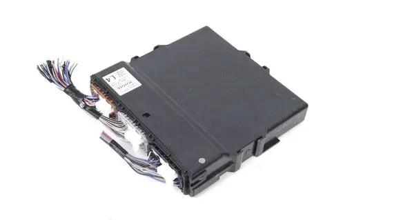 Toyota Prius (XW50) Central body control module 8998147480