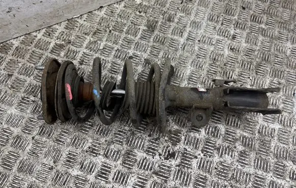 Lexus CT 200H Front shock absorber/damper 4852076050A