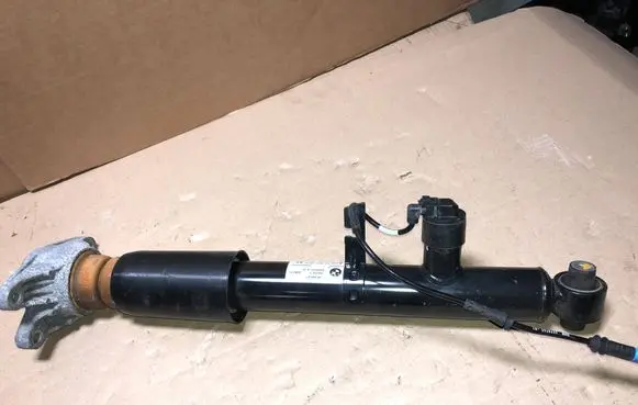 BMW 3 G20 G21 Rear shock absorber/damper 6895057