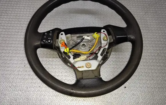 Mazda 2 Steering wheel