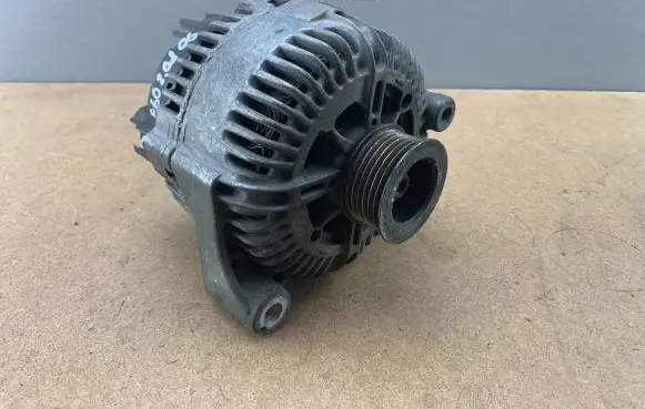 BMW 5 E60 E61 Generator/alternator 7797521 12317797521 12317799204