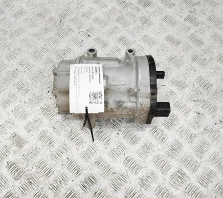 Toyota Prius (XW50) Air conditioning (A/C) compressor (pump) 0424000370