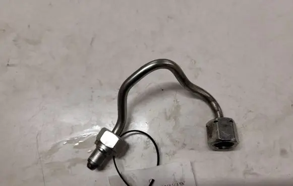 BMW X6 E71 Fuel injector supply line/pipe 