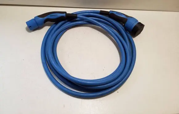 Tesla Model S Electric car charging cable MENNEKES36247 36247