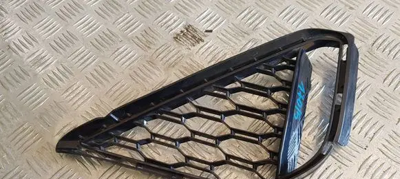 BMW X2 F39 Front bumper lower grill 8069097