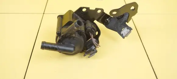Peugeot 308 Water pump 704386060 5FX