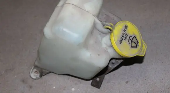 Jeep Wrangler Coolant expansion tank/reservoir 55154804 55154799