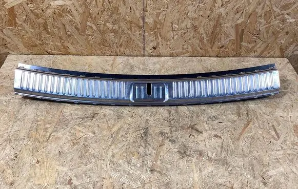 Porsche Cayenne (9Y0 9Y3) Trunk/boot floor carpet liner 7p0863459e