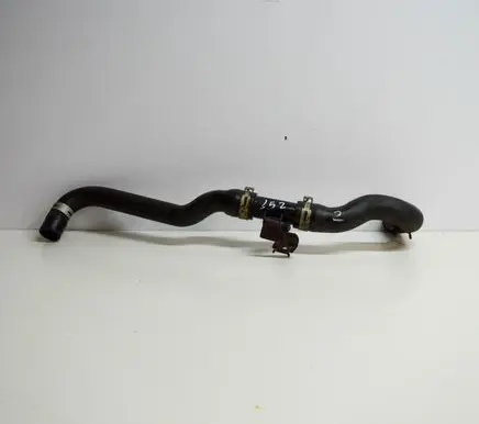 Nissan Juke I F15 Engine coolant pipe/hose