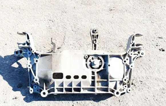 Volkswagen PASSAT B6 Front subframe