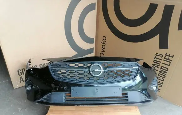 Opel Insignia B Front bumper 39238030 YR00507380 39200638