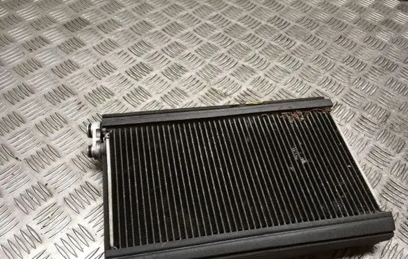Subaru Legacy Air conditioning (A/C) radiator (interior) 11F1019772