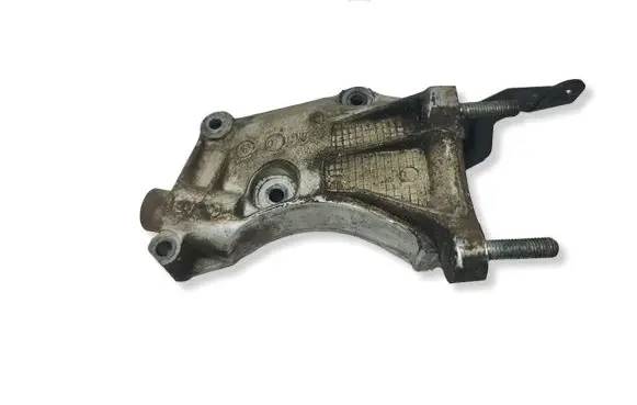 Citroen Berlingo Engine mounting bracket 130798