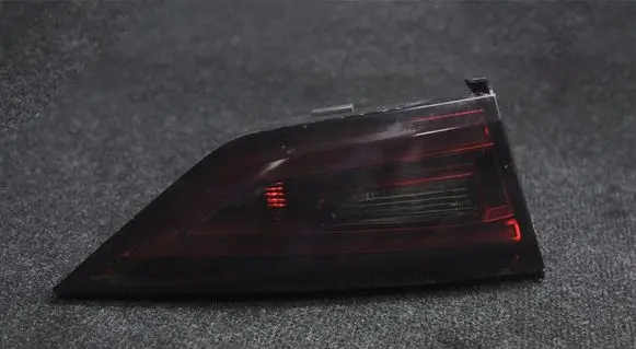 Audi A3 S3 8V Tailgate rear/tail lights 8V5945093C
