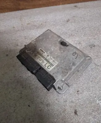 Opel Sintra Engine control unit/module 90569337 28SA3540 0281001637