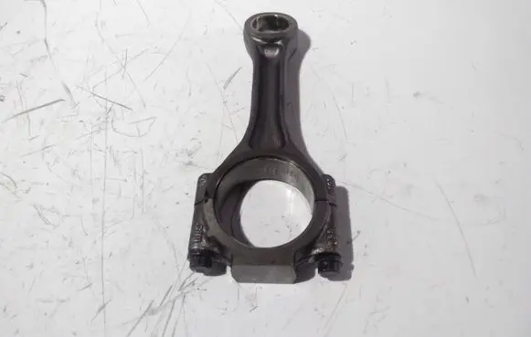 Volkswagen Golf V Connecting rod/conrod 038J