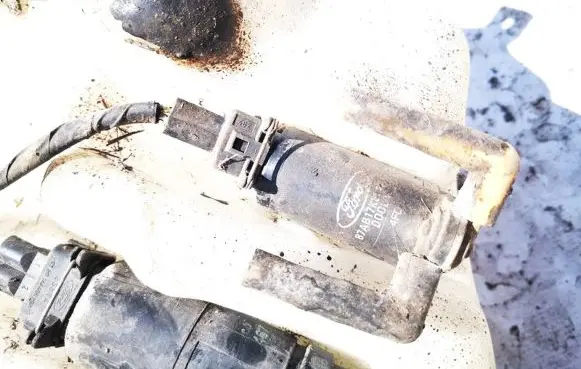 Windscreen/windshield washer pump