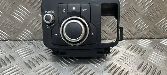 Mazda CX-3 Head unit multimedia control D28T66CM0
