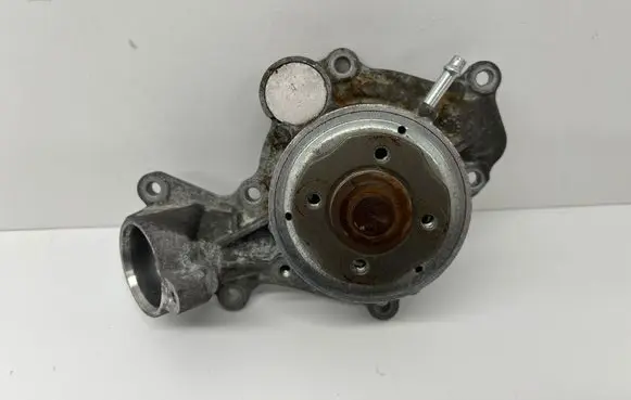 Porsche Panamera (971) Water pump 06M121013