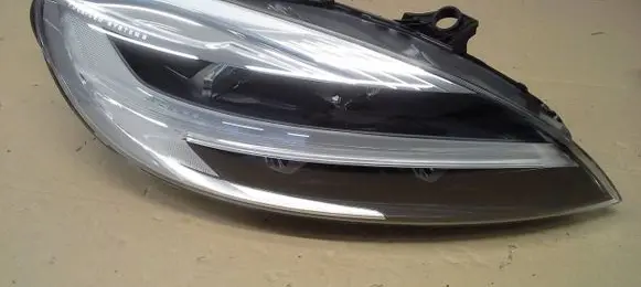 Volvo V40 Cross country Headlight/headlamp 31677023 107200082895