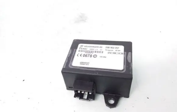 Volkswagen II LT Other relay 2D0953257