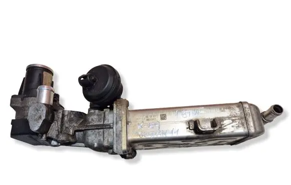 Volkswagen Touran II EGR valve cooler 03L131512C