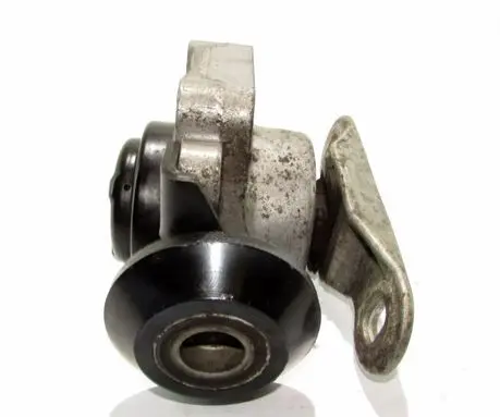 Ford Mondeo Mk III Engine mounting bracket 2S716F012A