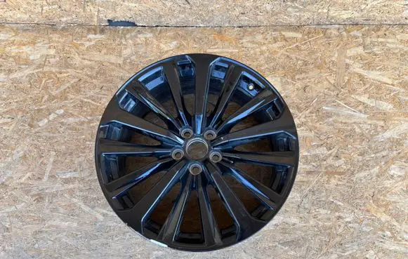 R20 alloy rim