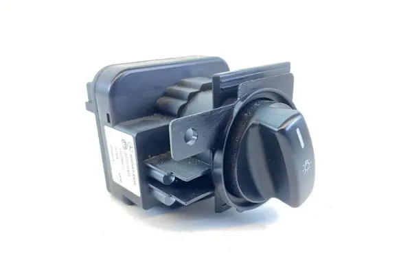 Mercedes-Benz B W245 Light switch 1695451004 32220101 0229671