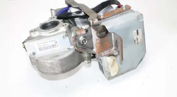 Nissan Juke I F15 Power steering pump 488101KE2A TB71526016BD0065