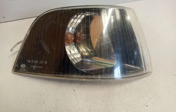 Volvo S40, V40 Front indicator light 30621833 30621831