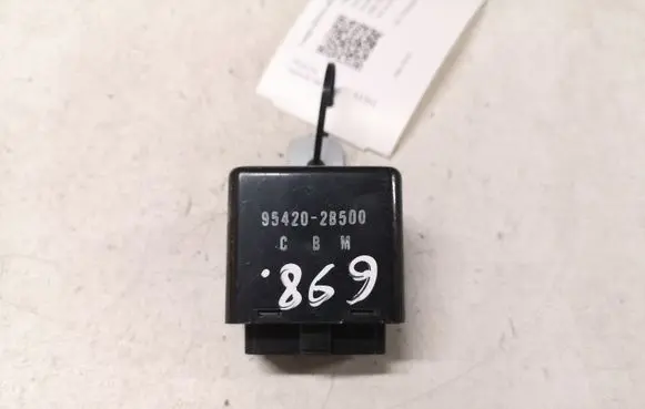 Hyundai Santa Fe Window wiper relay 954202B500