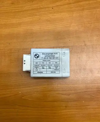 BMW 3 E90 E91 Tow bar trailer control unit/module 6795091