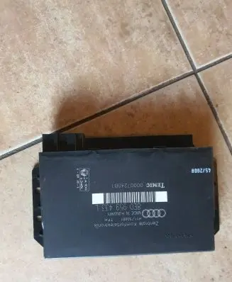 Audi A4 S4 B8 8K Comfort/convenience module 8E0959433L 00007245B1