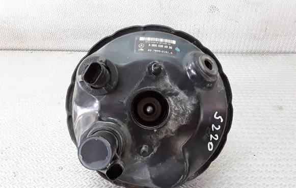 Mercedes-Benz C W203 Brake booster A0054304930