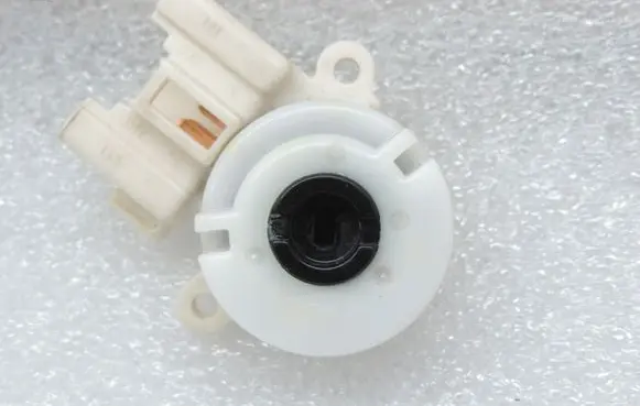 Toyota Avensis T270 Ignition lock contact 8445012200