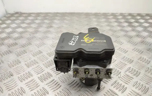 Hyundai i40 ABS Pump 589203Z570