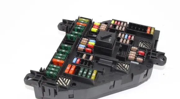 BMW 5 F10 F11 Fuse box set 9234423