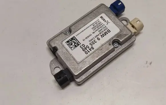 BMW M4 F82 F83 USB control unit 84109355549