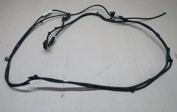 Ford Kuga II Windshield washer spray nozzle FV4T14297MAB A00000000 12797392
