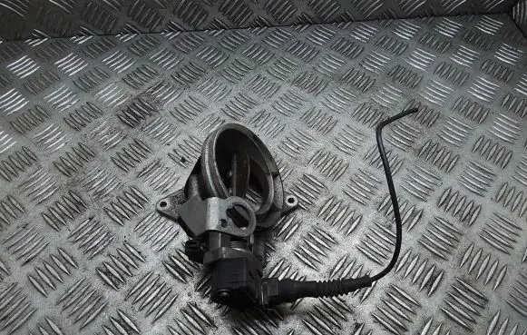 BMW 5 E39 Throttle valve 1703562 13631703562