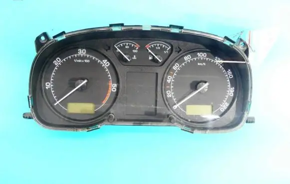 Skoda Octavia Mk1 (1U) Speedometer (instrument cluster) 1U0920811F IMPRK1300536