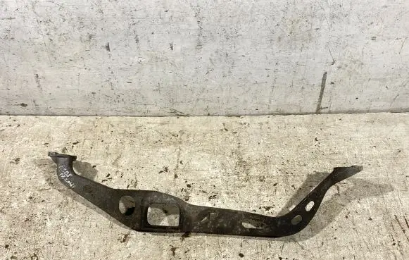 Audi A4 S4 B8 8K Bottom radiator support slam panel 8K0199521Q