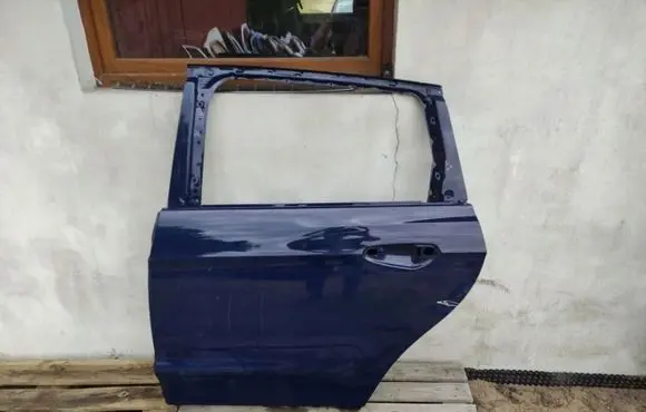 Ford S-MAX Rear door